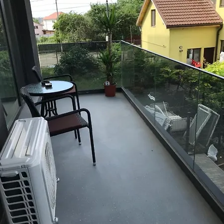 Mamaia Nord Apartament Lux דירה *